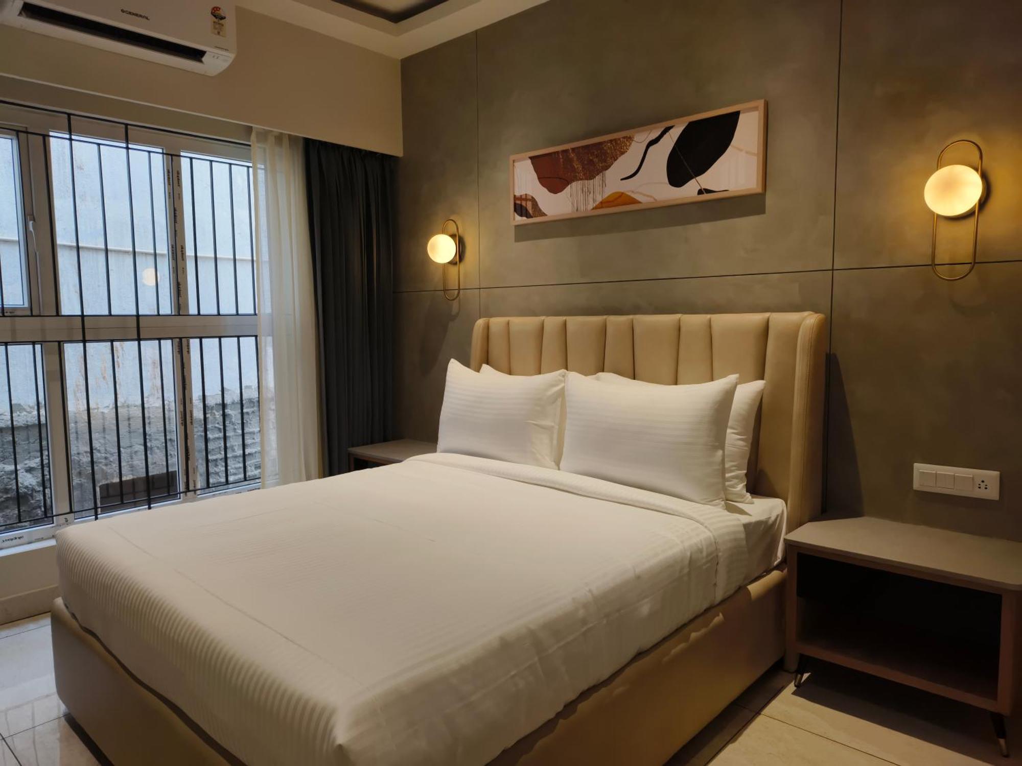 Olive Hotel Le Opera By Embassy Group 벵갈루루 외부 사진