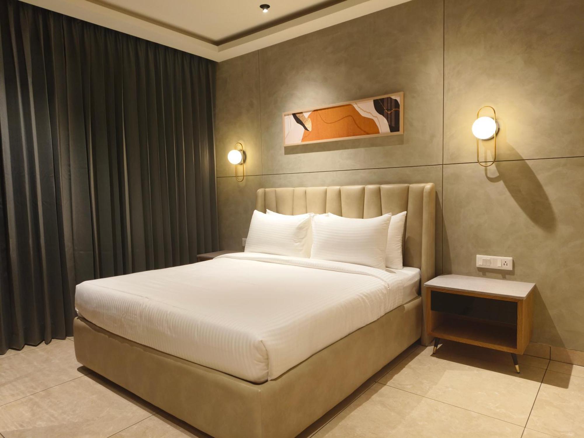 Olive Hotel Le Opera By Embassy Group 벵갈루루 외부 사진