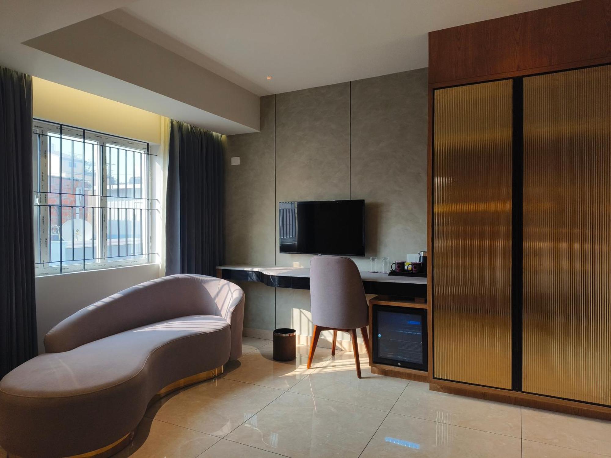 Olive Hotel Le Opera By Embassy Group 벵갈루루 외부 사진